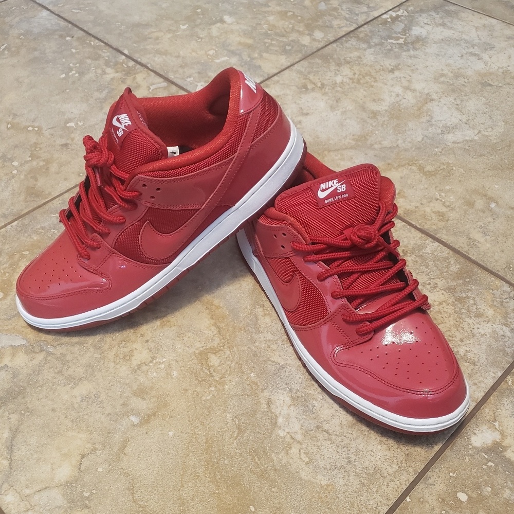 Nike Dunk Low Pro SB Patent Red